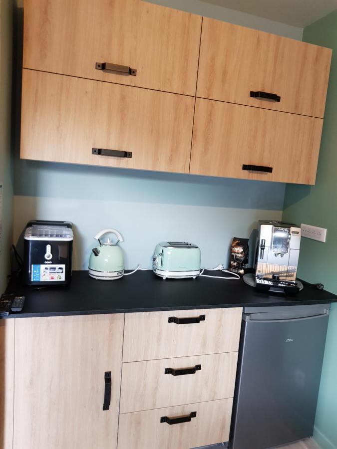 オッソンヌ La Planette Bed & Breakfast エクステリア 写真