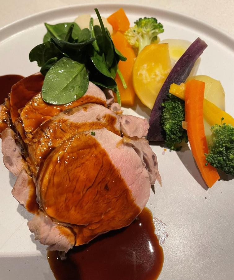 オッソンヌ La Planette Bed & Breakfast エクステリア 写真