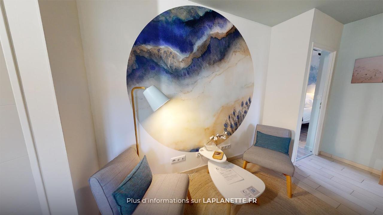 オッソンヌ La Planette Bed & Breakfast エクステリア 写真